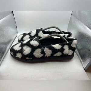 Toms Mallow women’s heart loafers size 12